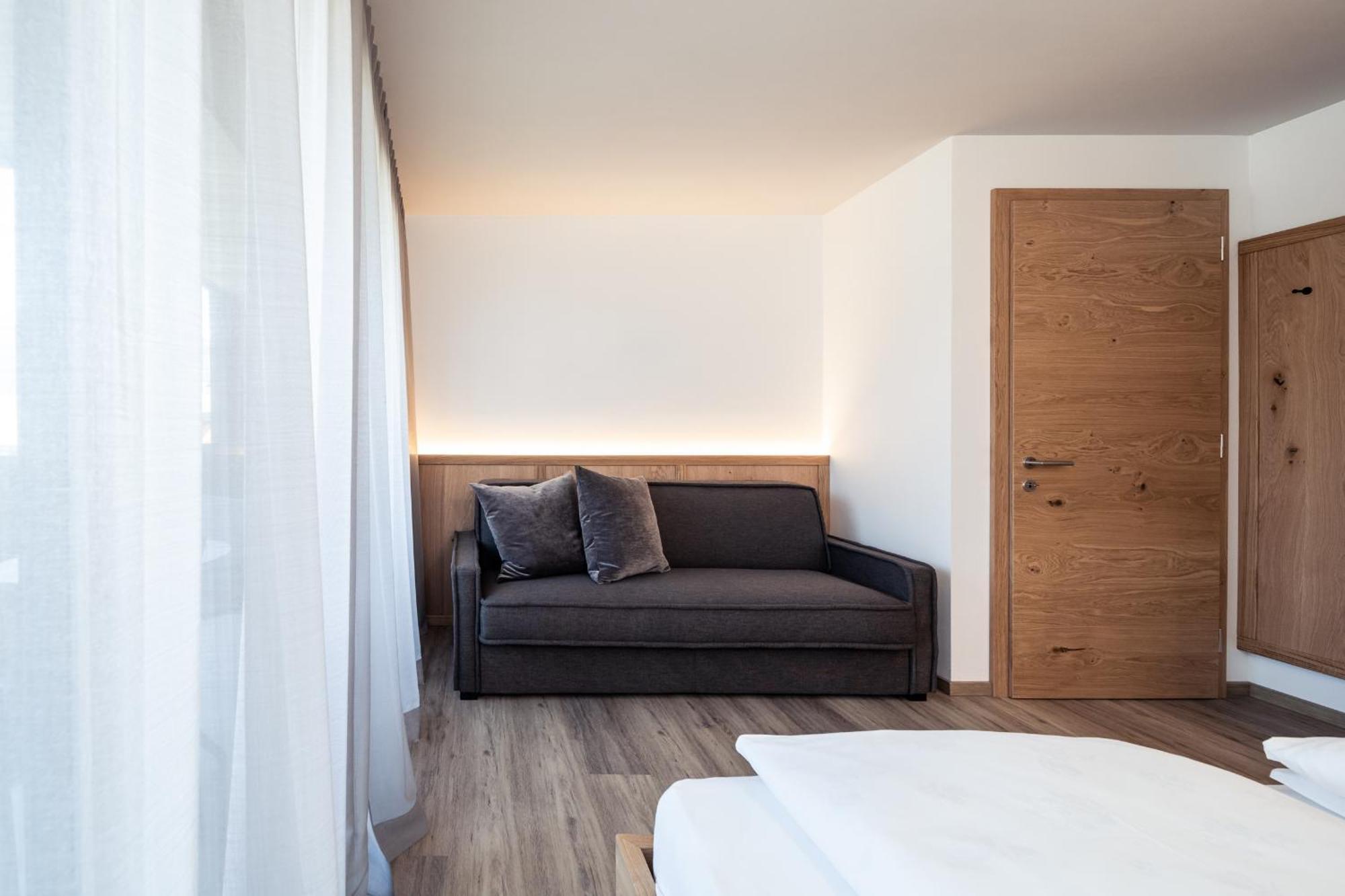 B&B Boutiquehotel Clara Brunico Phòng bức ảnh